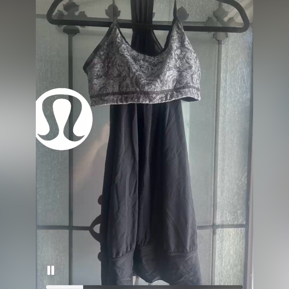 Lululemon Athletica Black and Gray Asymmetrical Crop Tank Top